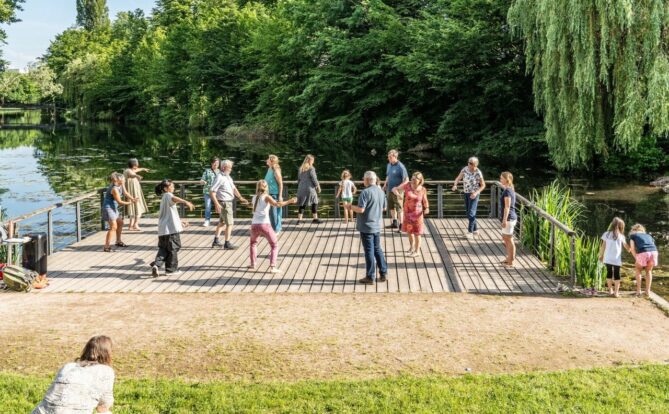 Gunda Herzog Tanzwelt Tanzworkshop Kehl tanzt